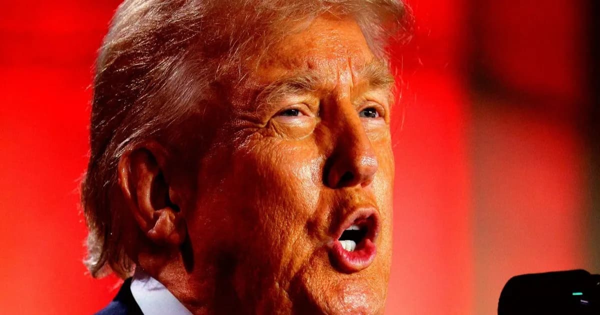 Presiden Donald Trump saat menyampaikan pidato di forum "Winning the AI Race" summit.