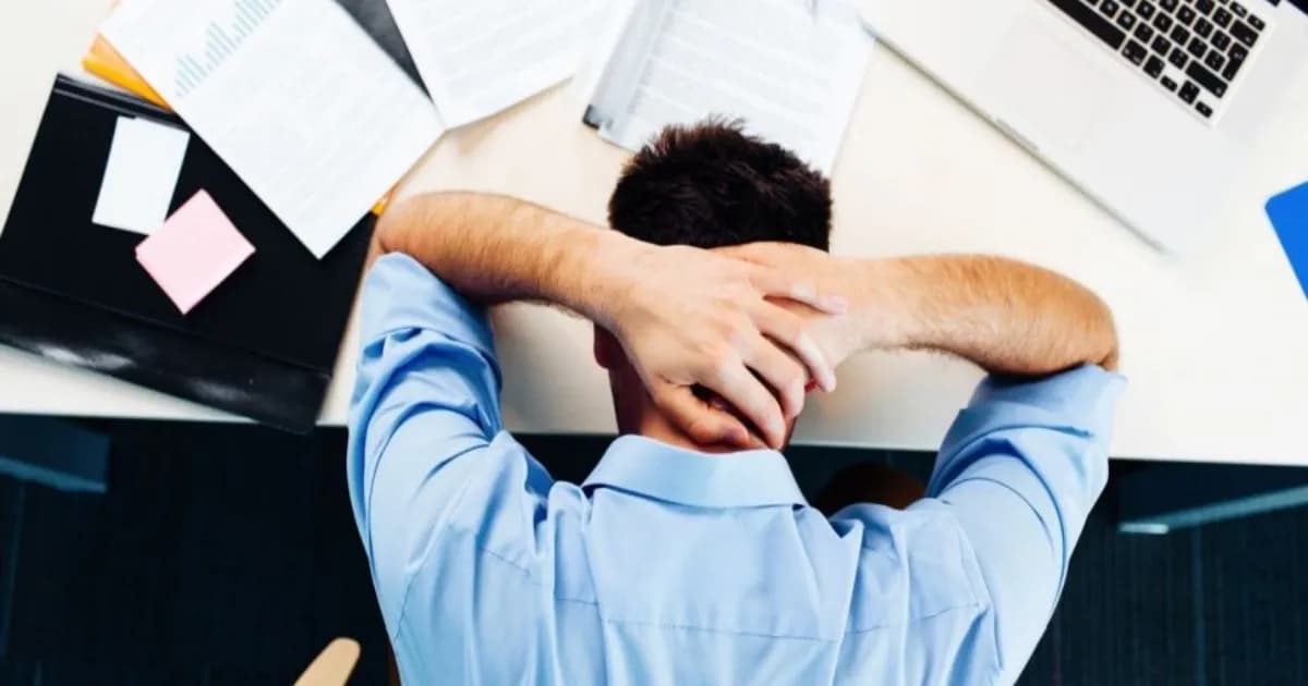 Pekerja kantor dilanda stres akibat risiko keamanan IT dan ancaman berbasis AI