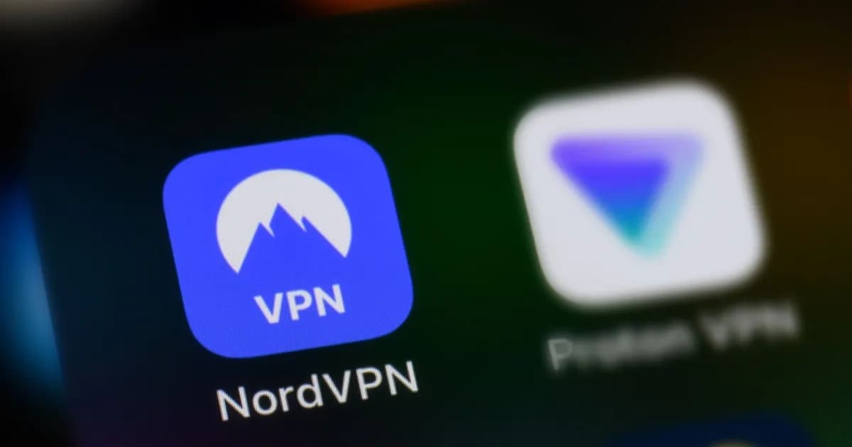 Ilustrasi ikon aplikasi NordVPN pada layar perangkat