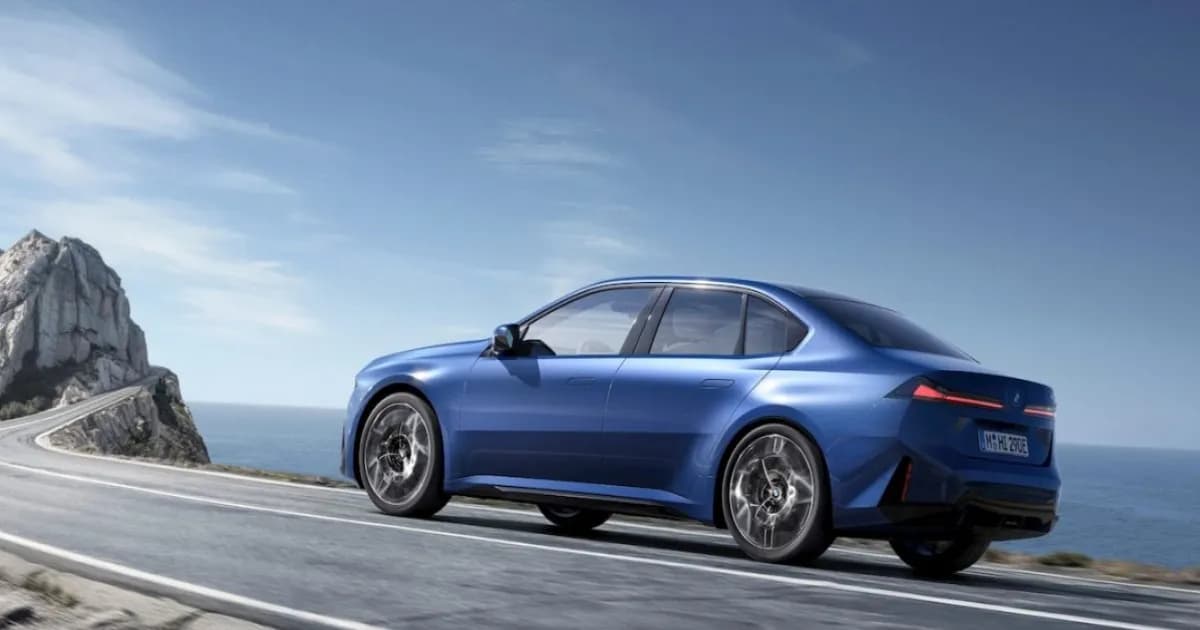 BMW i3 50 xDrive sedan listrik dengan desain Neue Klasse siap reservasi di AS
