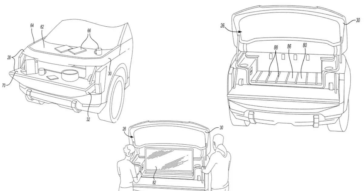 Paten Ford Fathom menunjukkan tailgate depan dengan televisi lipat