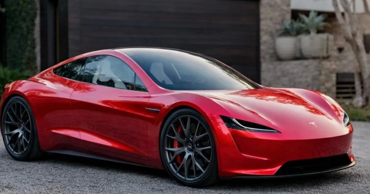 Tesla Roadster generasi berikutnya saat peluncuran prototipe 2017