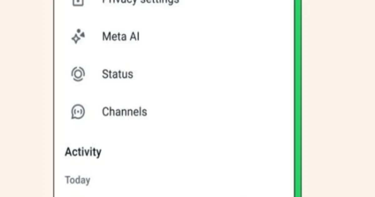 Tampilan layar kontrol orang tua baru WhatsApp yang menampilkan pengaturan privasi remaja dan Meta AI