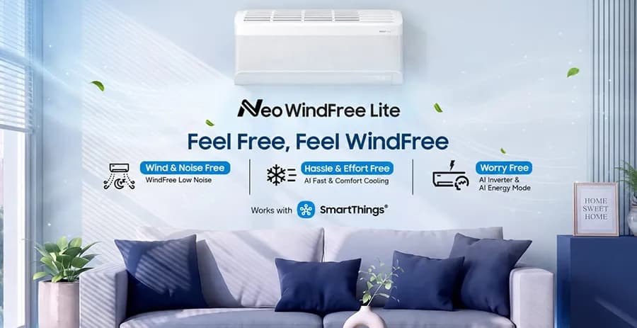 Key visual Samsung AC Neo WindFree Lite menampilkan unit AC di dinding ruang keluarga