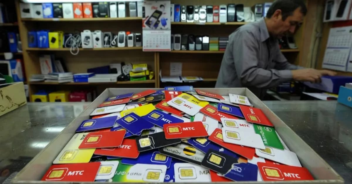 Ilustrasi aturan baru Rusia yang membatasi jalur resmi pembelian kartu SIM