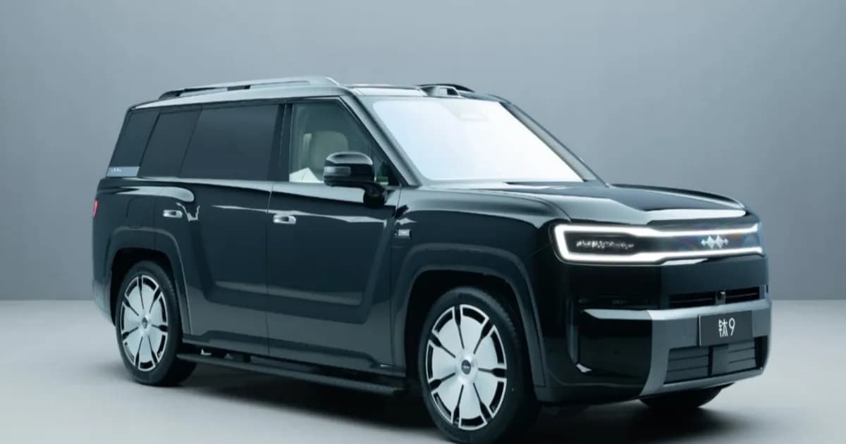 BYD Fang Cheng Bao Ti 9 tampil dengan warna bodi baru Meteorite Black menjelang peluncuran kuartal keempat 2026