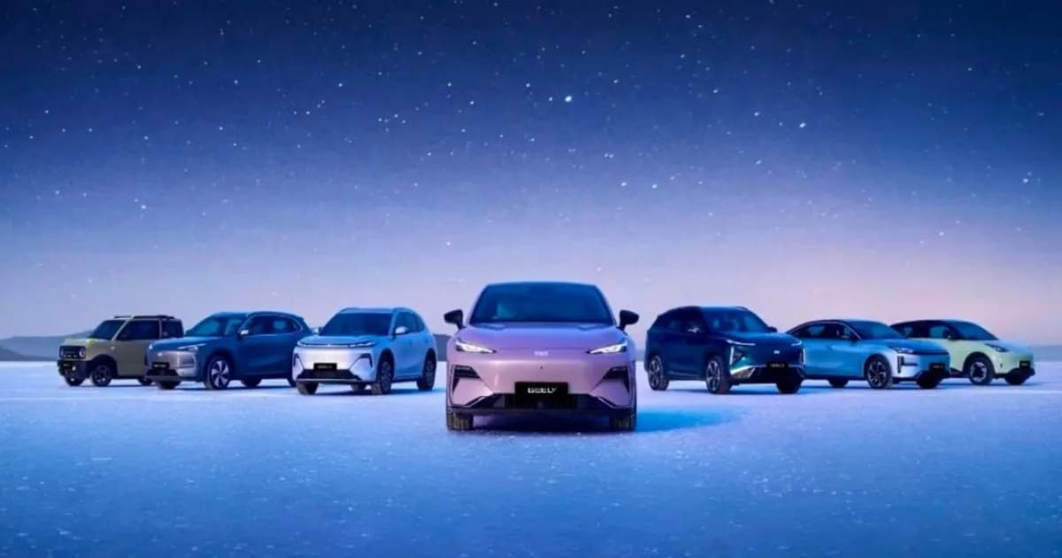 Logo Geely Auto dengan latar peta Kanada dan bendera Kanada, menandakan ekspansi pasar 2027