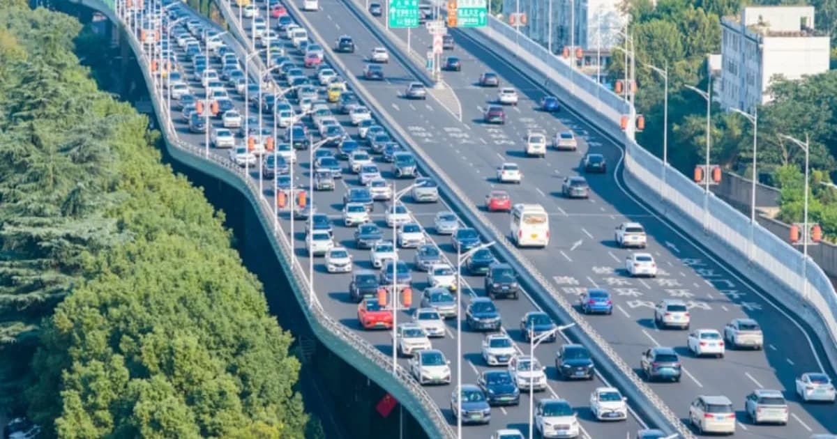Perbandingan stasiun Flash Charging BYD dan stasiun tukar baterai Nio selama Golden Week 2026 di China