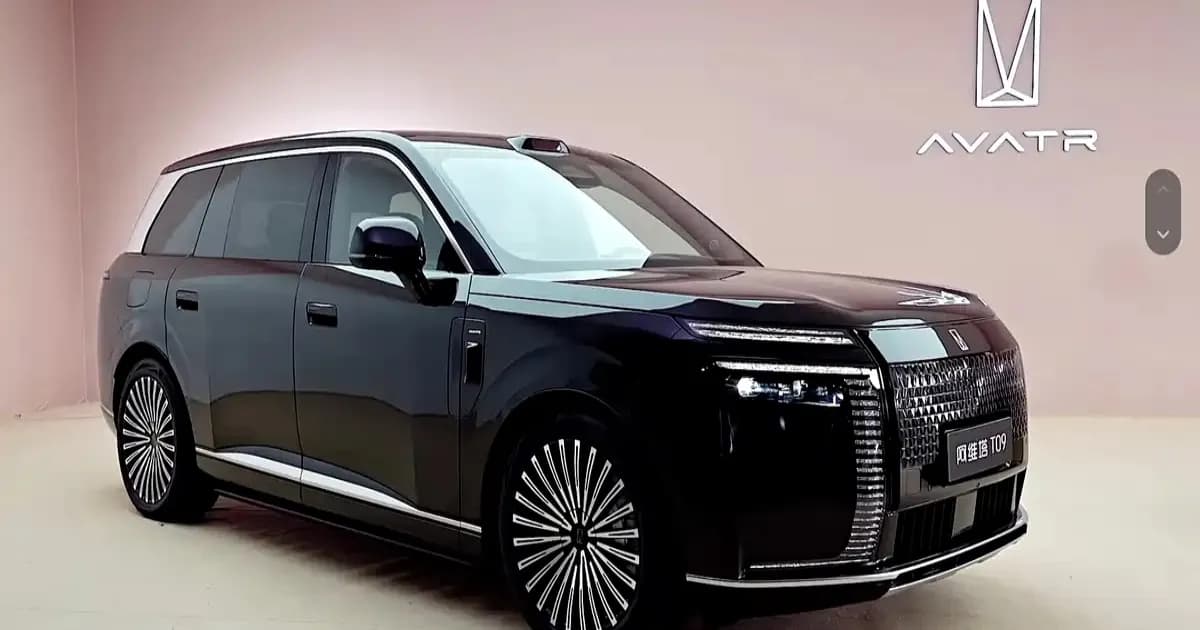 Avatr T09 concept vehicle displayed at the 2026 Paris Motor Show with Vision Xpectra design language