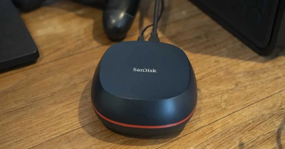 SanDisk Desk Drive 8TB SSD eksternal ringkas dengan harga diskon $899,99