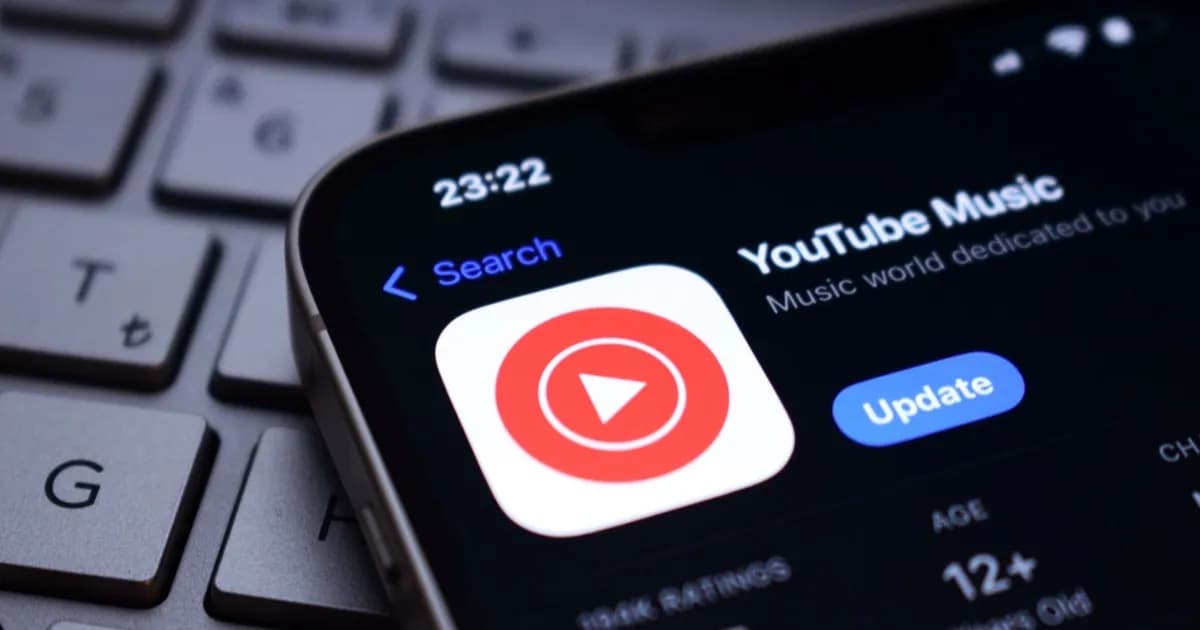 Antarmuka YouTube Music dengan label penanda lagu hasil kecerdasan buatan