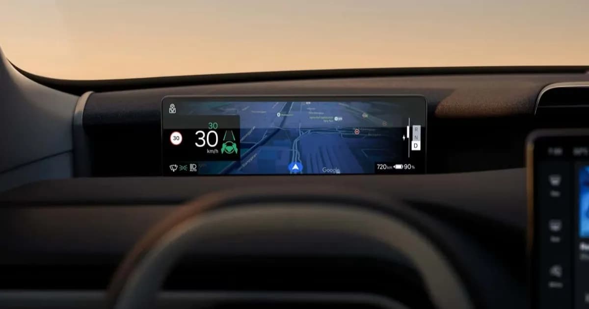 Jensen Huang dan Håkan Samuelsson dalam pengumuman kemitraan Volvo dan Nvidia untuk setir otonom