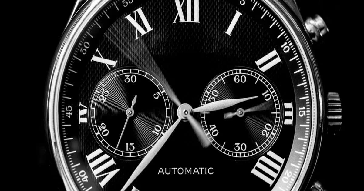 Ilustrasi jam analog yang melambangkan penghapusan leap second oleh BIPM pada 20 Mei 2027