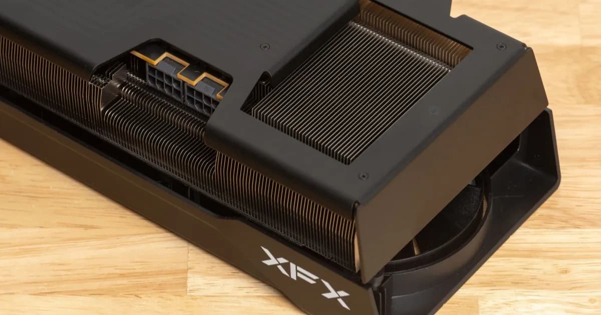 XFX Swift Radeon RX 9070 GRE yang menjadi salah satu GPU Radeon pendukung mod DLSS-NR on AMD