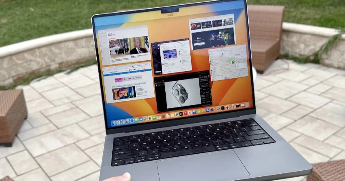 MacBook Pro OLED dengan layar tandem OLED dan fitur layar sentuh