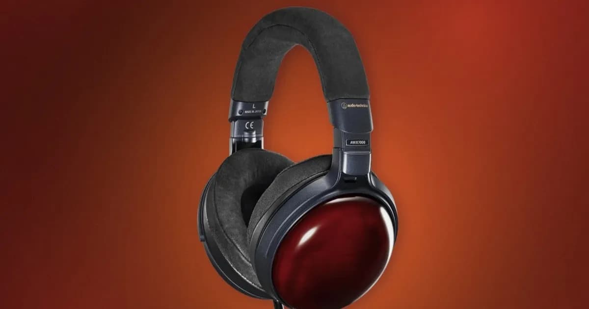 Audio-Technica ATH-AWX7000 headphone kayu flagship dengan finishing Echizen lacquer