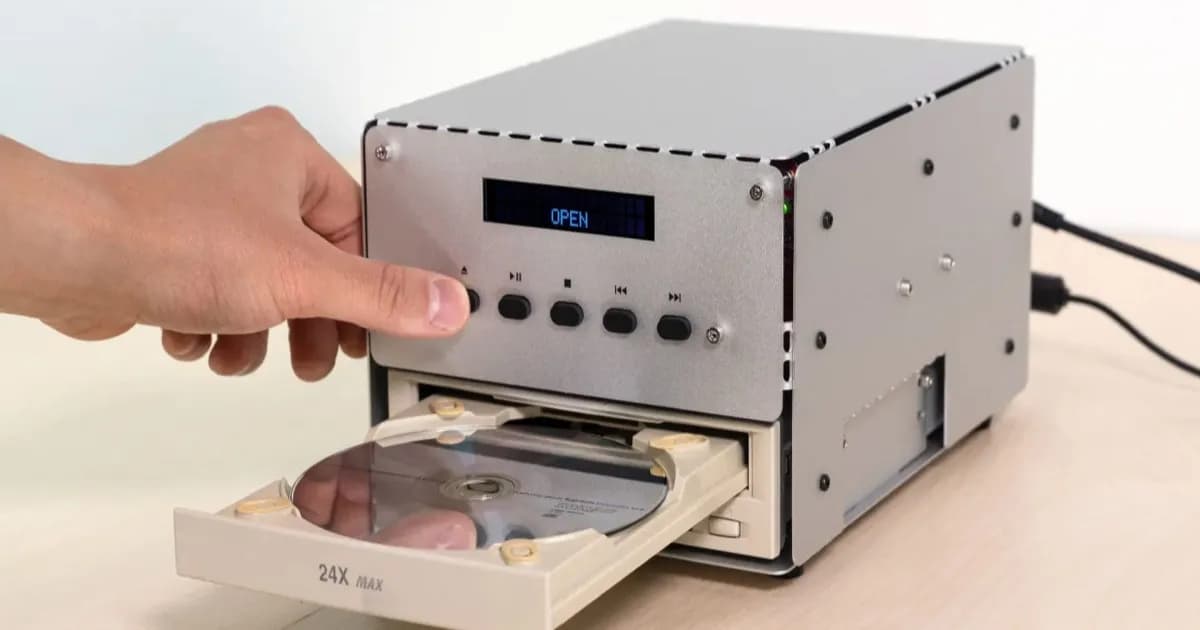 Pemutar CD high-end dengan mekanisme optical drive yang produksinya dihentikan produsen komponen