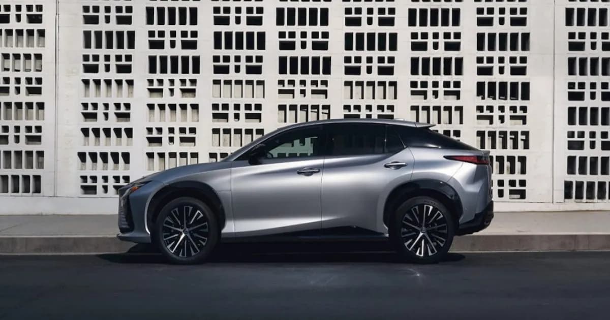 Lexus RZ 2027 dengan tiga pilihan powertrain dan harga mulai USD 47.495