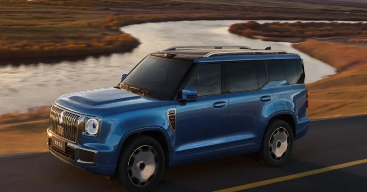 GWM Wey Lanshan generasi kedua tampil sebagai SUV plug-in hybrid full-size dengan gril krom dan pelek 21 inci