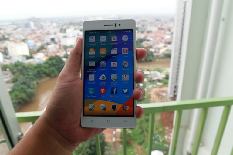 OPPO R5 (R8106)