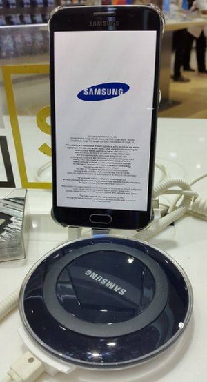 Samsung Galaxy S6 di SES Sency