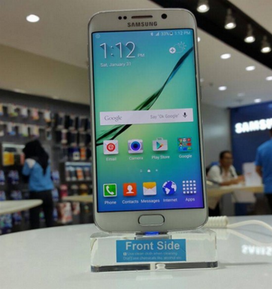 Samsung Galaxy S6 edge di SES Sency