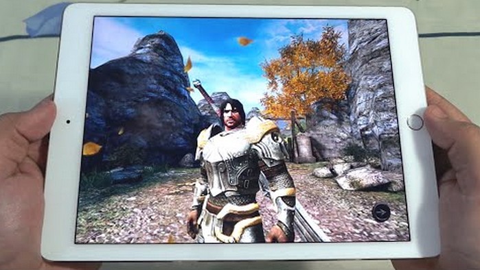 Tablet gaming iPad Air 2