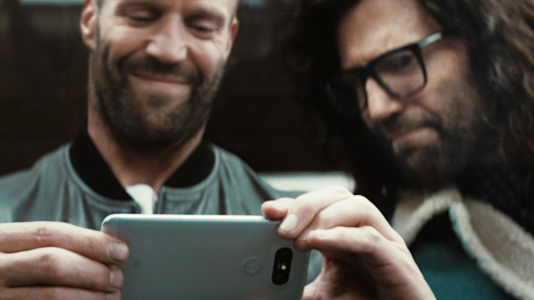 Aktor Laga Jason Statham Jadi Bintang Iklan LG G5