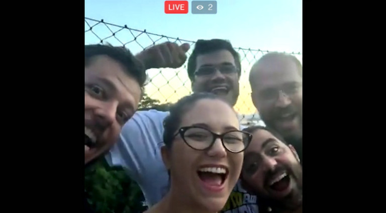 Yuk, Lihat Fitur-fitur Menarik di Facebook Live