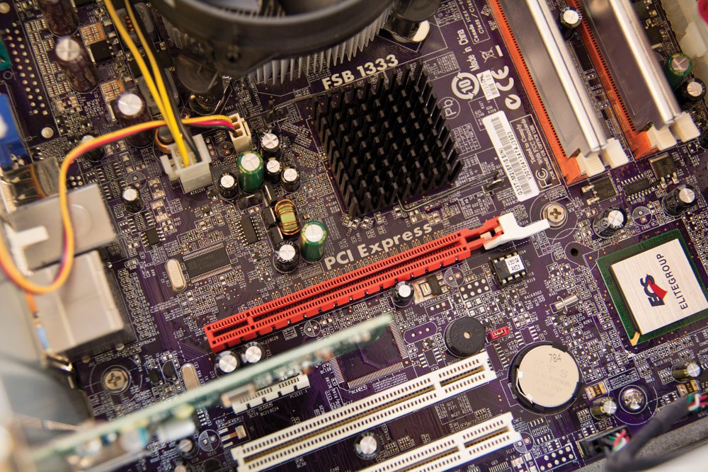 Step-2-Locate-slot-on-motherboard