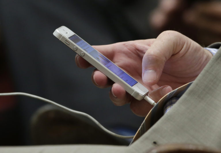 Pria Ini Dibui 4 Tahun Setelah Hasilkan Rp13 M dari Panggilan Telepon Palsu