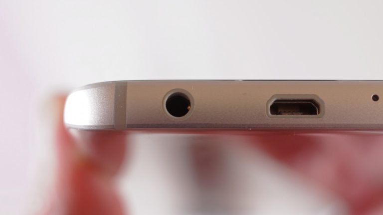 Ikuti Jejak iPhone 7, Galaxy S8 Tiadakan Jack Headphone 3.5mm