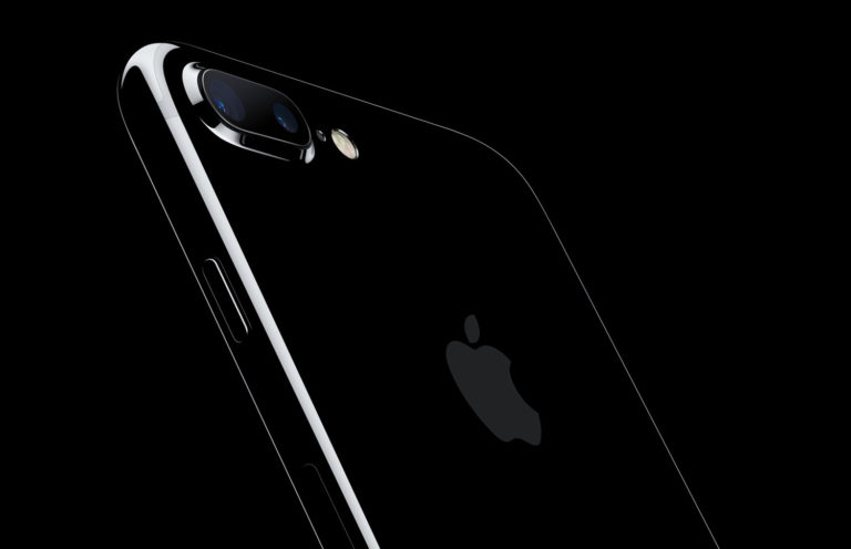 Apple Siapkan iPhone 5 inci dengan Kamera Dua Lensa Vertikal?