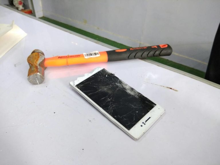 21 Tipe Smartphone Ini Jadi “Korban” Penghancuran Oppo
