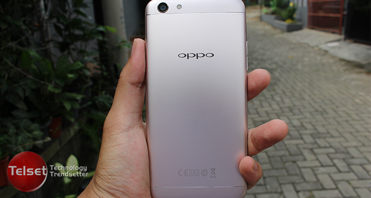 Review Oppo F3: Versi Kecil F3 Plus, Kamera Depan Masih 