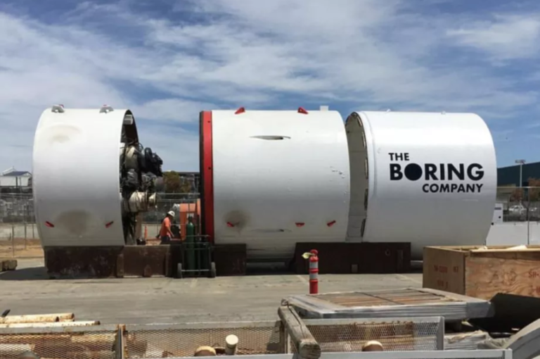 Kantongi Izin, Elon Musk Siap ‘Gali Lubang’ untuk Hyperloop