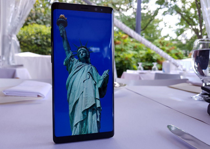 Samsung Galaxy Note 8 Dapat Pembaruan Android Oreo