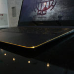 ASUS ZenBook Flip S Depan Kanan