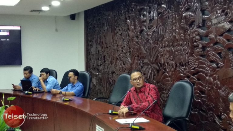 WhatsApp tidak jadi diblokir