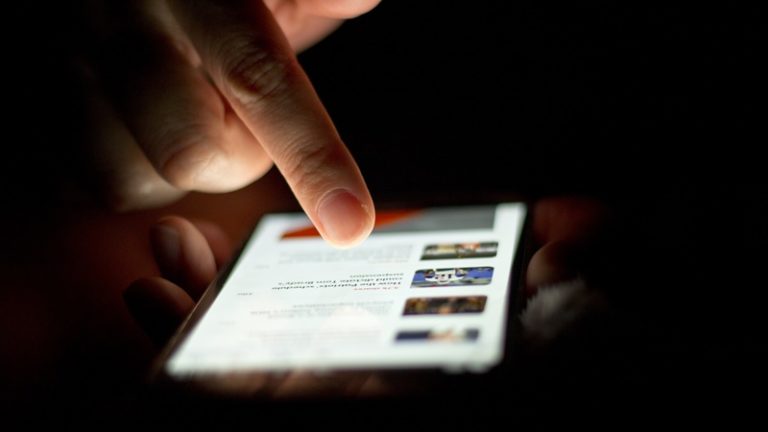 Internet lewat smartphone