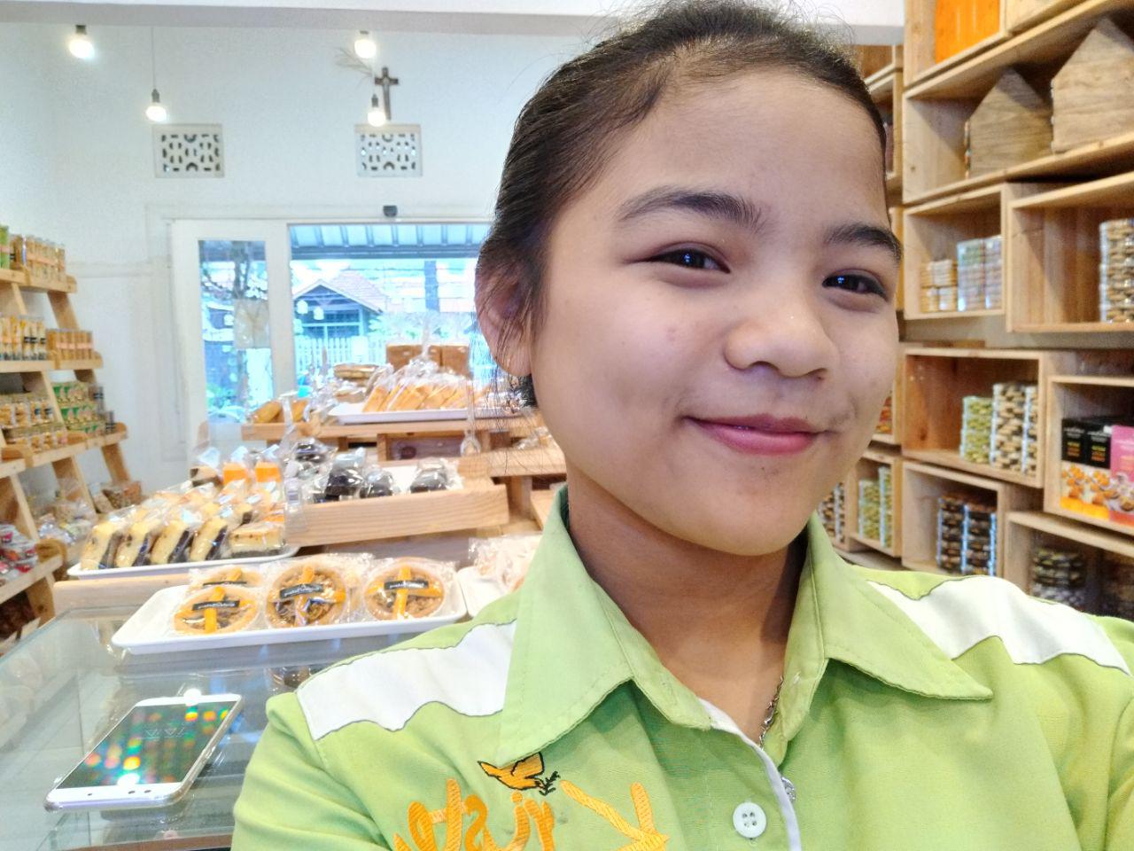 Asus Zenfone 4 Selfie Pro vs Vivo V7+: In-Depth Comparison 