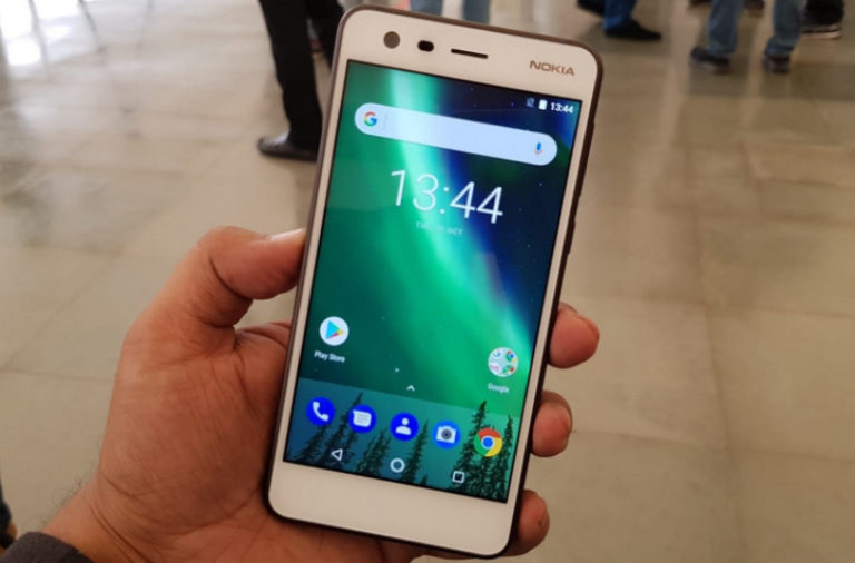 Smartphone Android Go Pertama Debut di MWC 2018