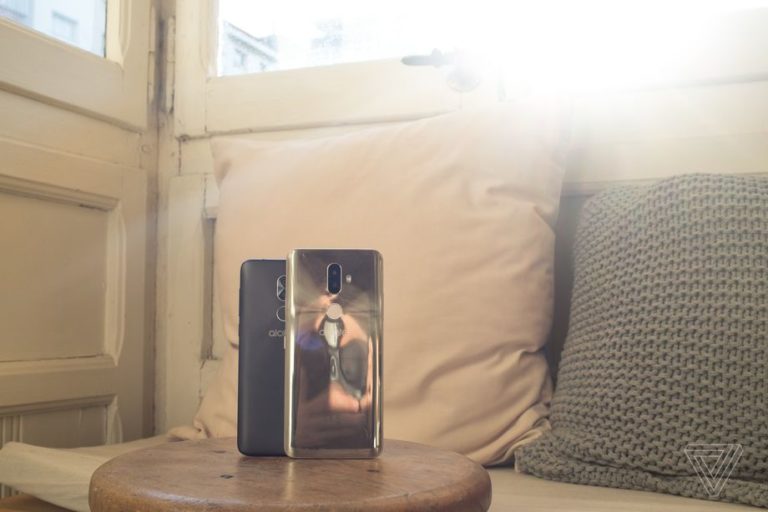 Alcatel Rilis 5 Ponsel dan 2 Tablet Android Oreo