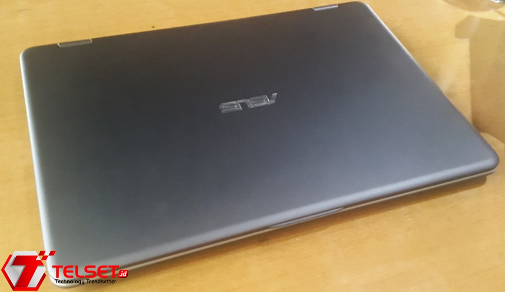 Asus vivobook 17 x1704za au123