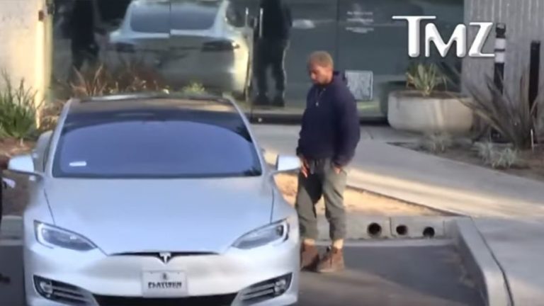 Mobil tesla