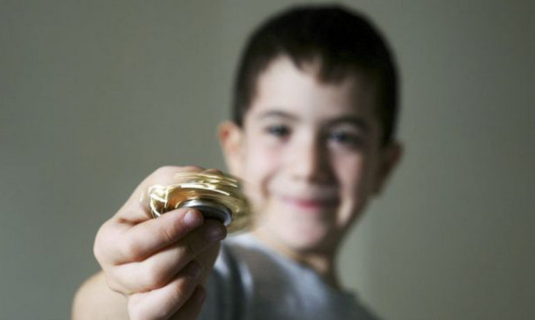 Fidget Spinner Belum Terbukti Dapat Membantu Anak Autis