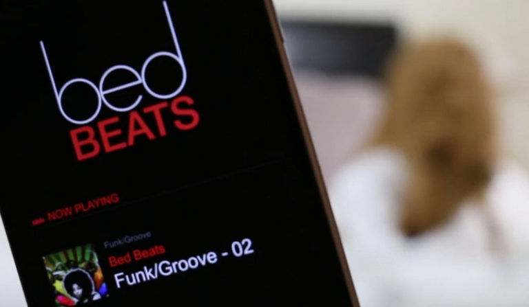 Unik! Aplikasi Ini Memutar Lagu Sesuai Gerakan Bercinta