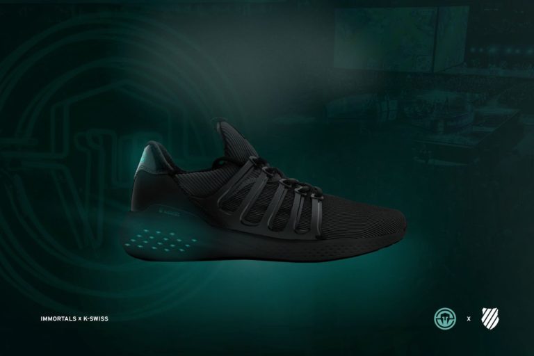 K-Swiss Rancang Sneaker Khusus Gamer