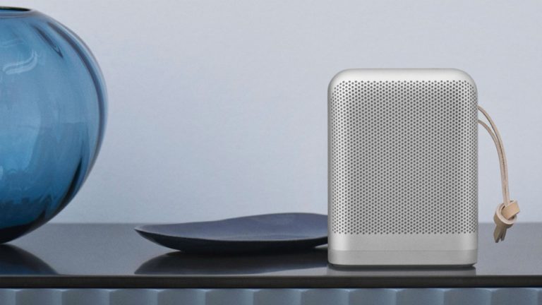 Ini Kelebihan Speaker Beoplay P6 Dibanding Beoplay M3