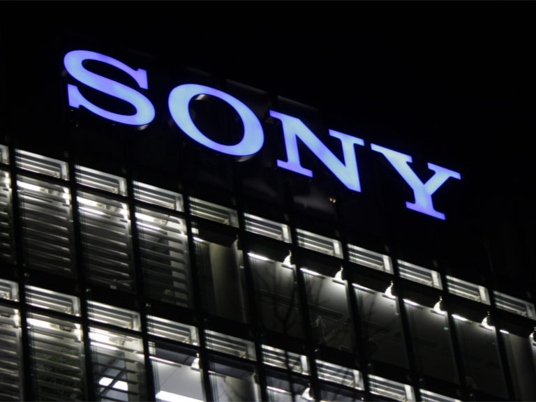 Punya CEO Baru, Sony Serius Stop Produksi Ponsel?
